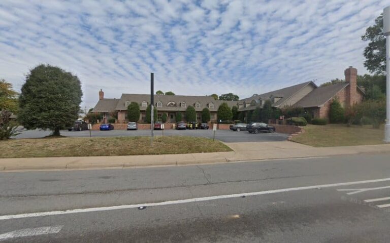 390982 short law firm 768x480