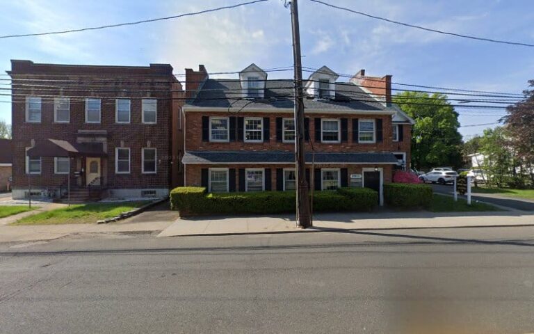 391411 sichol hicks 768x480