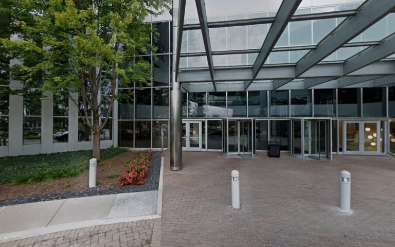 391588 siegel moses pc 768x480