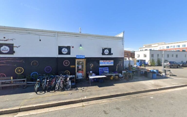 391867 sil zipper 768x480