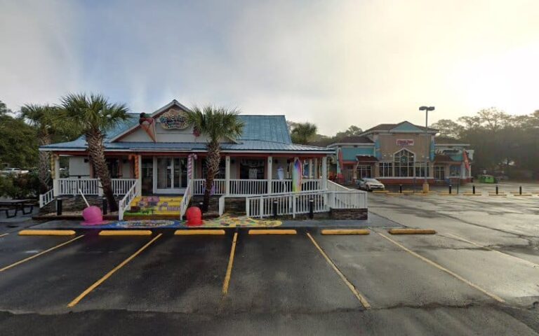 392432 simmons elizabeth 768x480