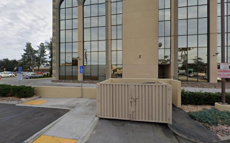 392579 simon harold 768x480