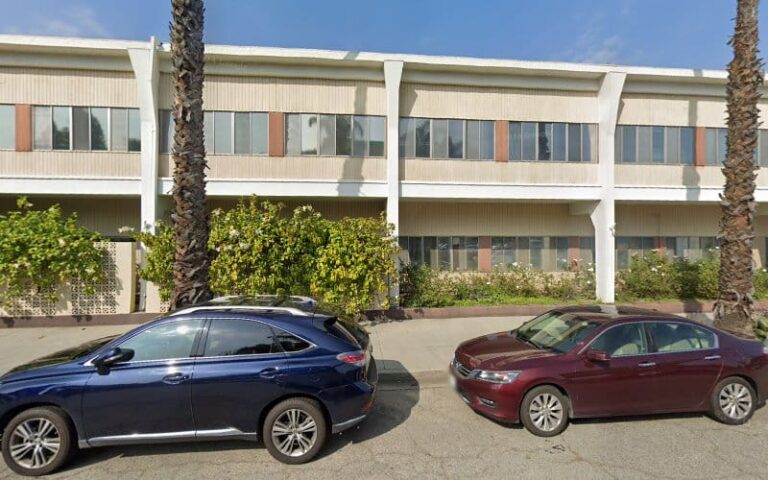 392662 simon mckinsey miller stone 768x480