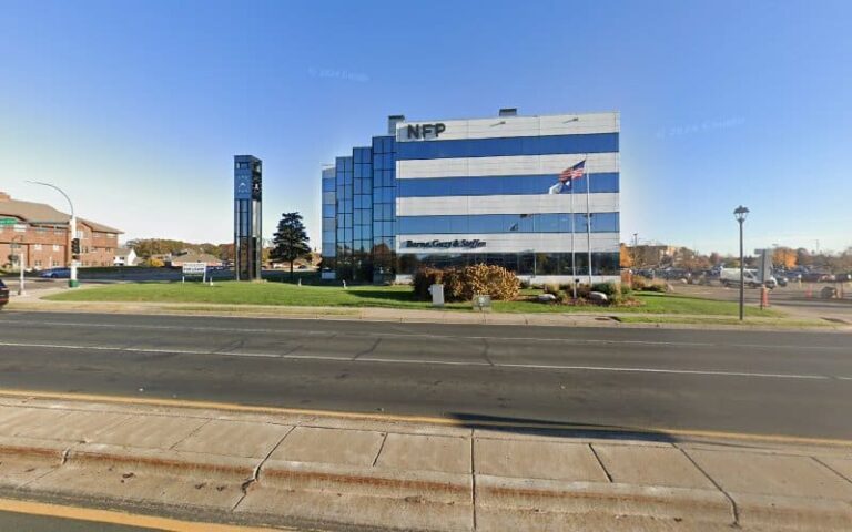 392751 simonson karin e 768x480