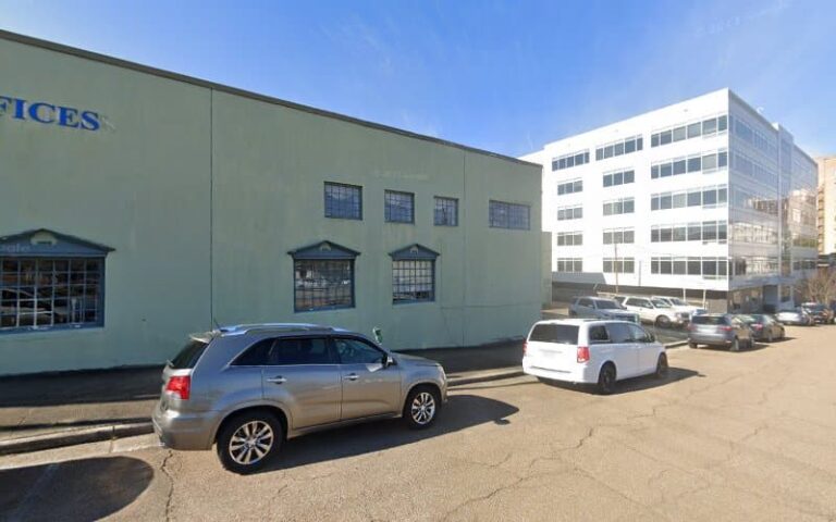 393114 singletary thrash 768x480