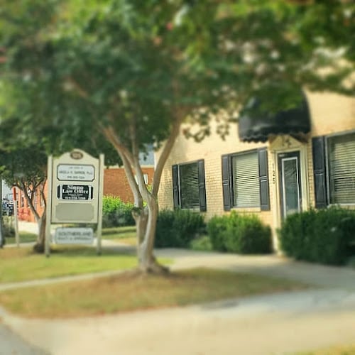 393195 sinno law office