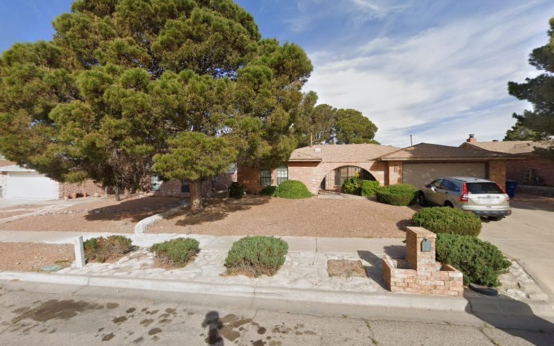39958 carlos m quinonez law office p