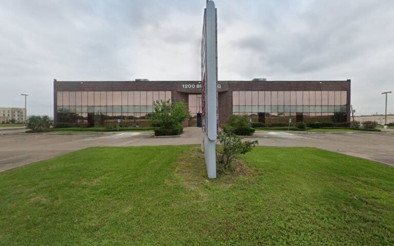 40995 commercial la porte ltd 768x480