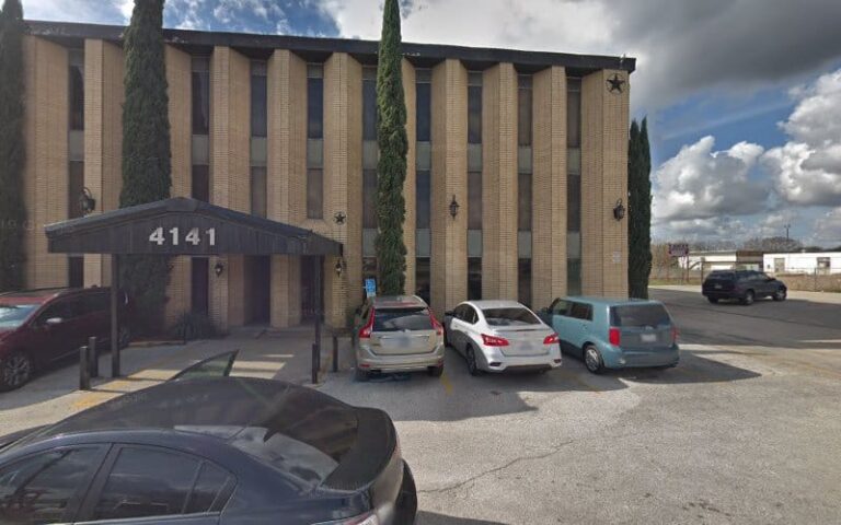 41679 daniel albert law firm 768x480