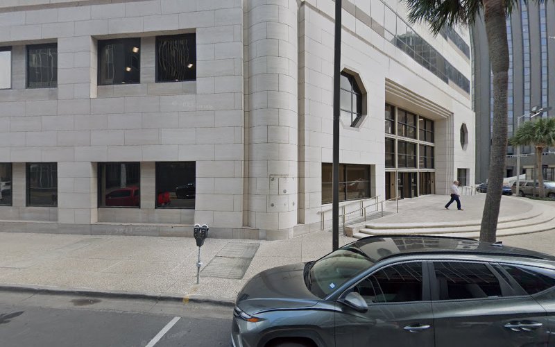 42121 davis hutchinson wilkerson llp