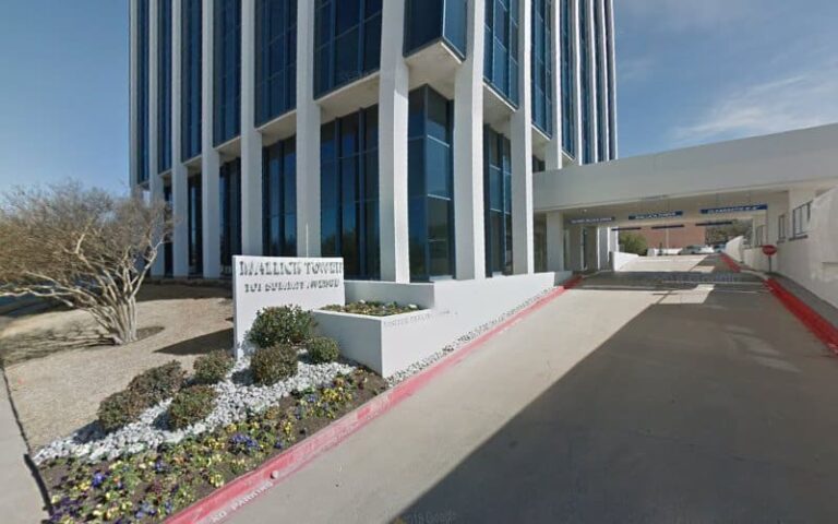 42156 davis leigh w 768x480