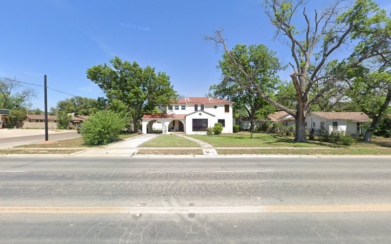 42223 de hoyos law office