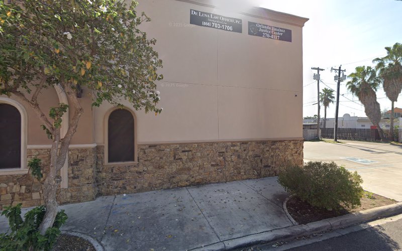 42249 de luna law offices