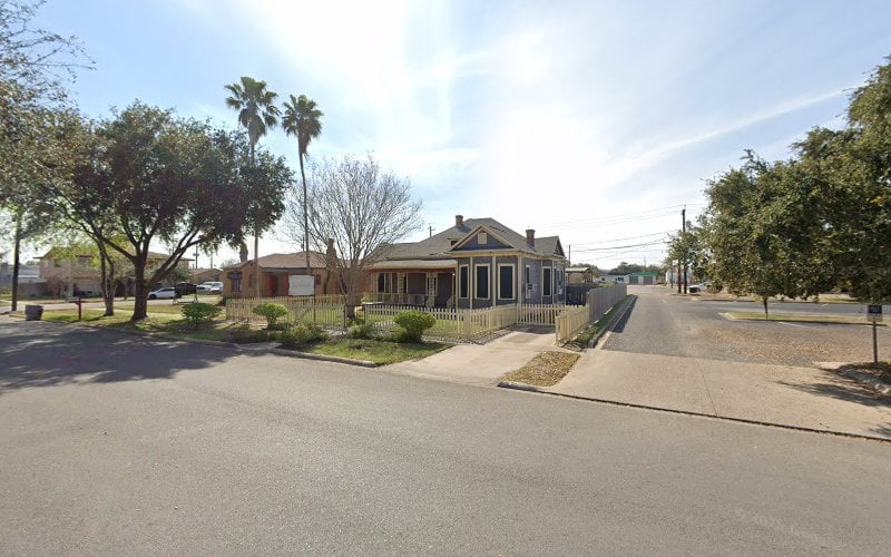 43275 efrain carrera law offices