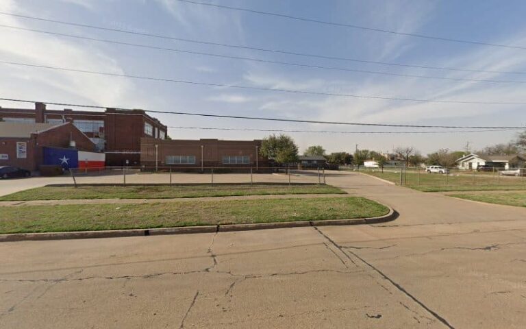 43705 estrada robert 768x480