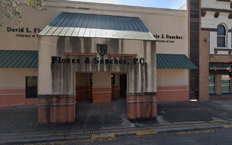 44174 flores torres l.l.p 768x480