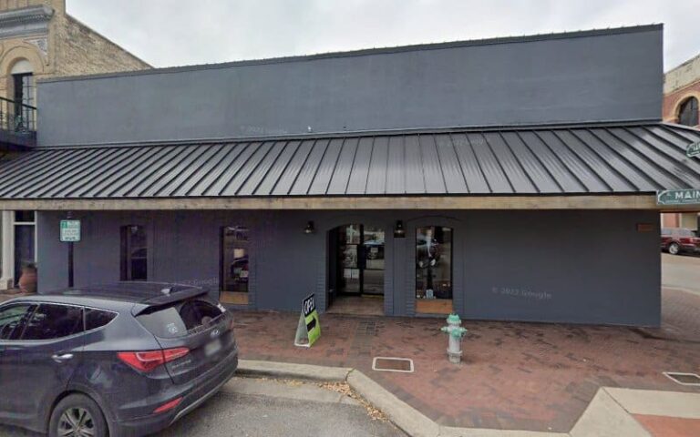 49267 julie hale family law 768x480