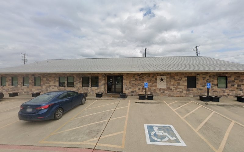 51929 law office of les d romo