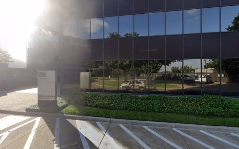 53100 law offices of d. craig hughes 768x480