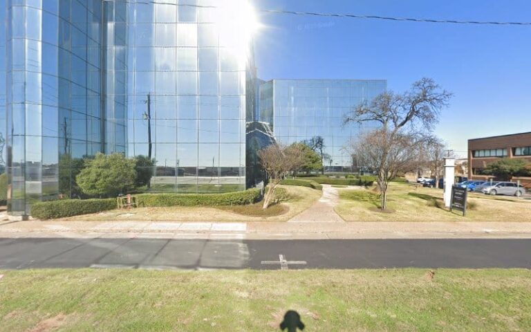 58700 phillip d phillips 768x480