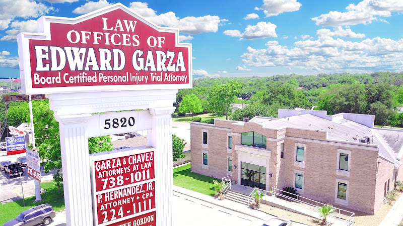 64111 the garza law firm