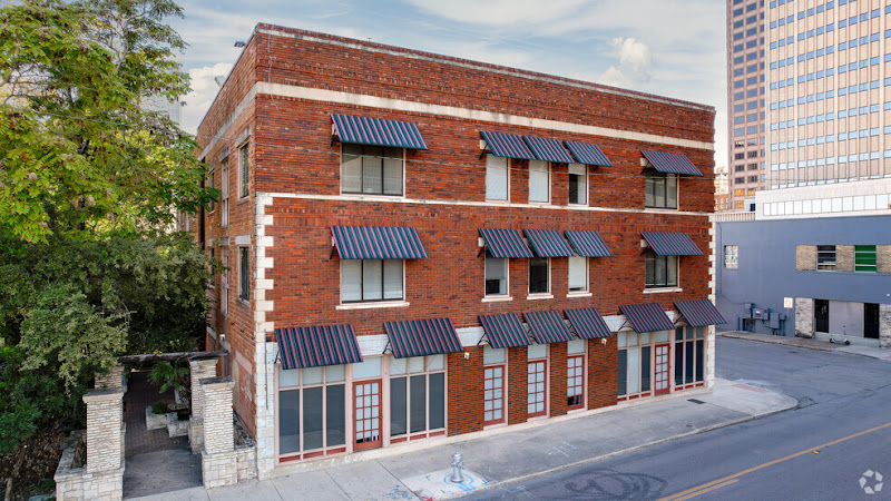 65160 the law office of munoz paltz pllc