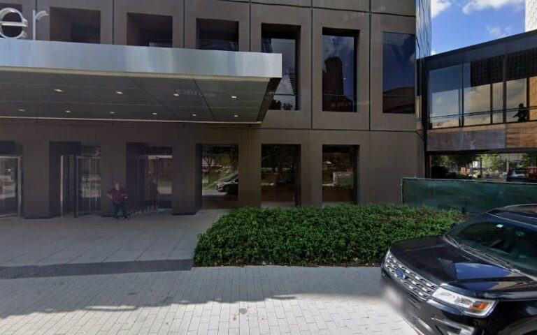 66734 thompson knight llp joseph e. bain 768x480