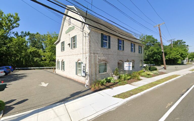 69359 20 divorce tips 768x480