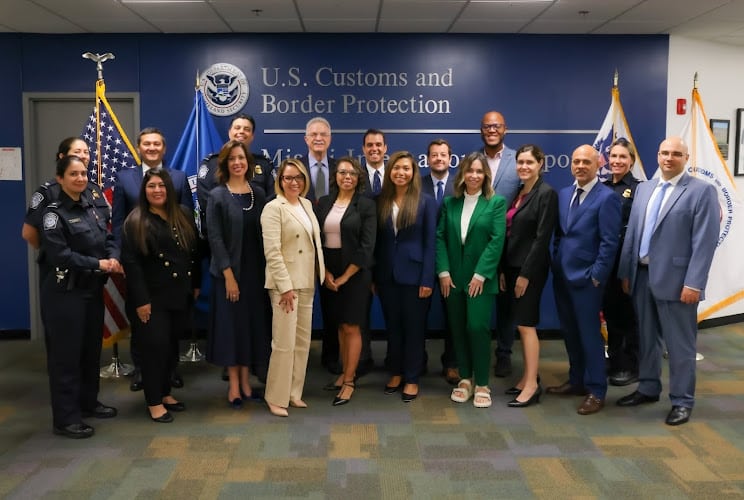 71195 abogados de corte inmigracion antonio ramos pa