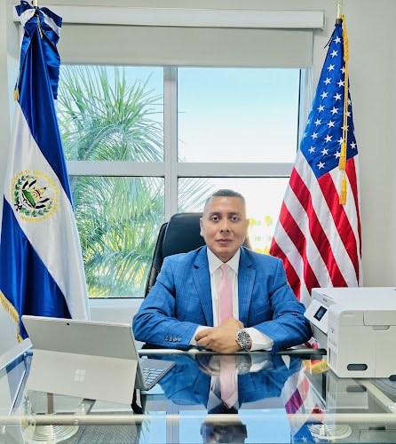 71301 abogados y notarios salvadorenos en fort lauderdale florida