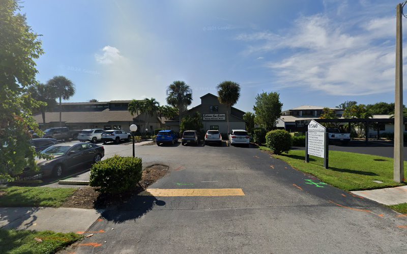 78527 amigos center