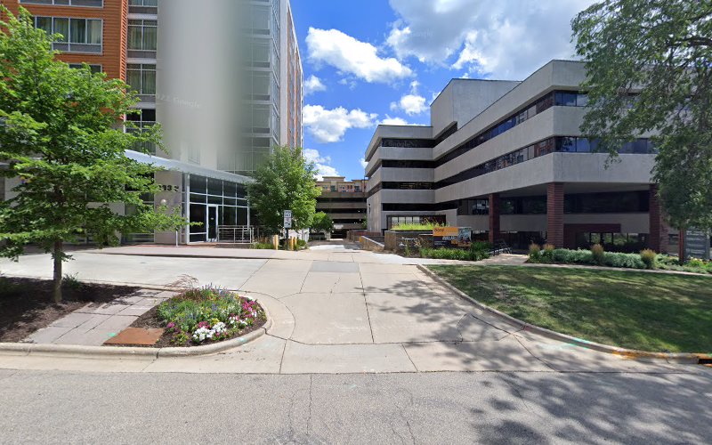 78716 amundsen davis llc