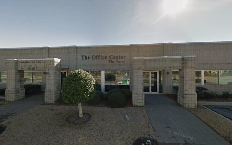 394332 small business law firm 768x480