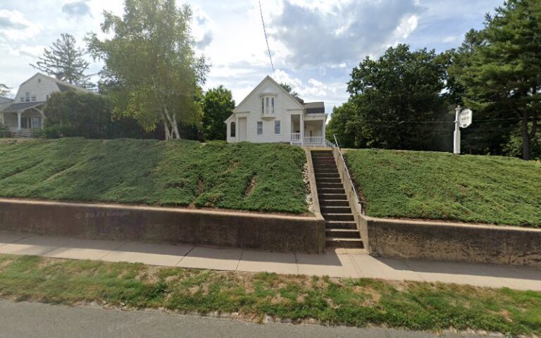 394533 smith bishop llc 768x480