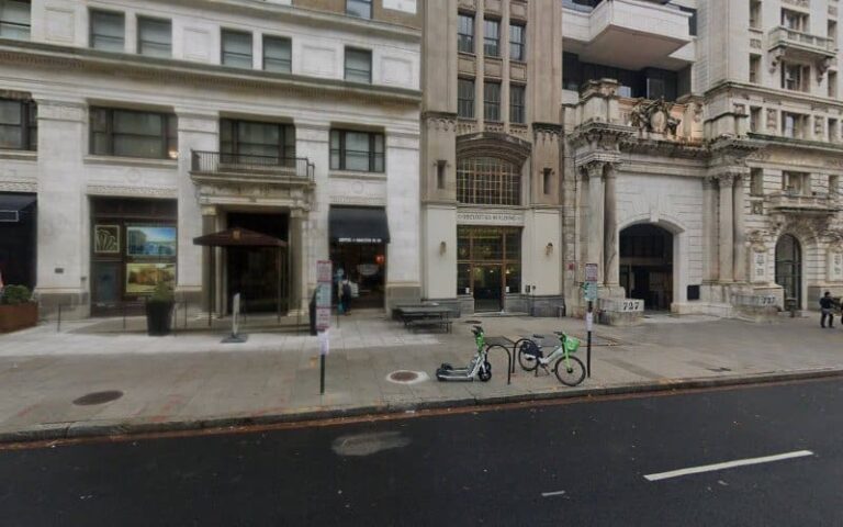 394978 smith geoffrey esq 768x480