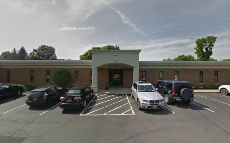 395002 smith hernandez llc 768x480