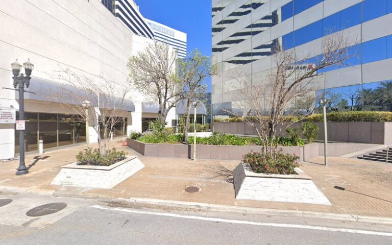 395019 smith hulsey busey lewis jr m richard 768x480