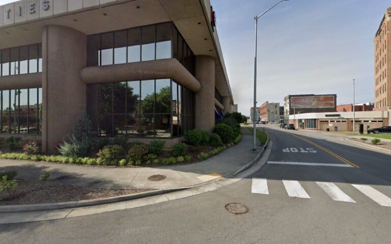 395085 smith jones elizabeth 768x480