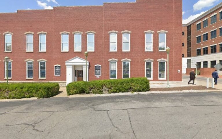 395111 smith julia f 768x480