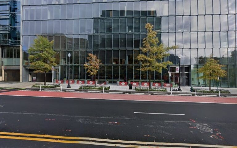 395371 smith paul m 768x480