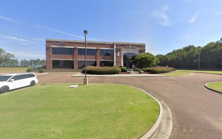 395379 smith phillips mitchell scott 768x480