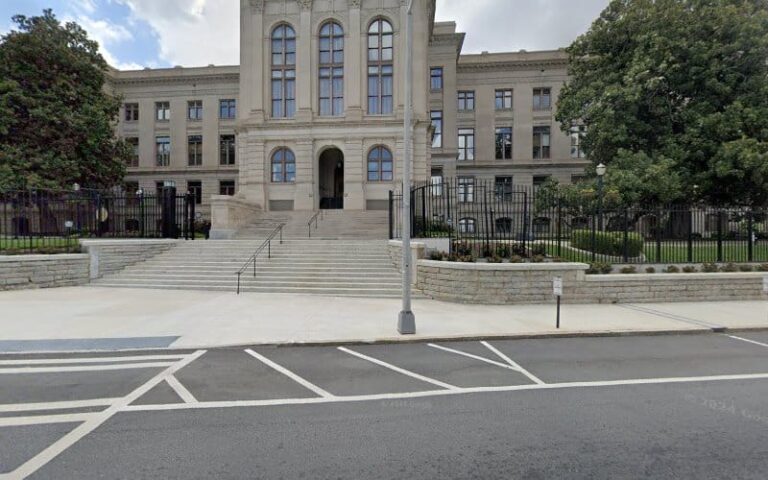 395393 smith rich law 768x480