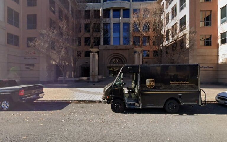 395454 smith sovik kendrick sugnet 768x480