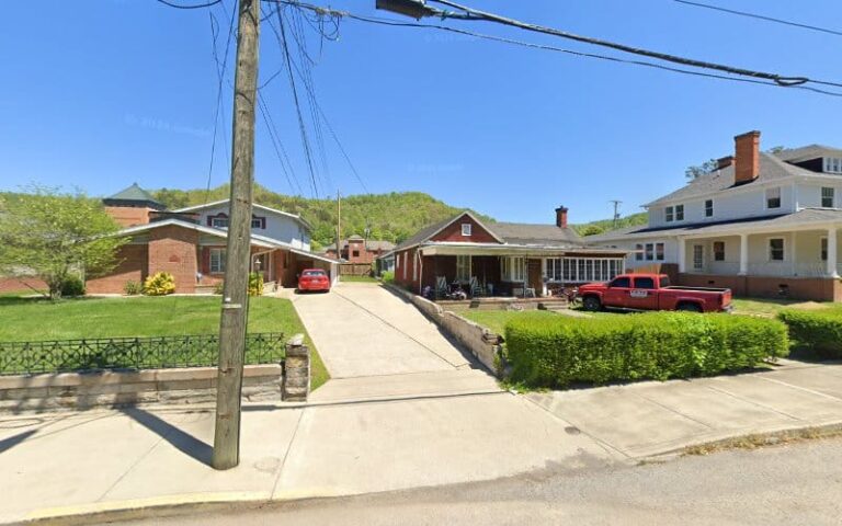 395488 smith thomas m 768x480