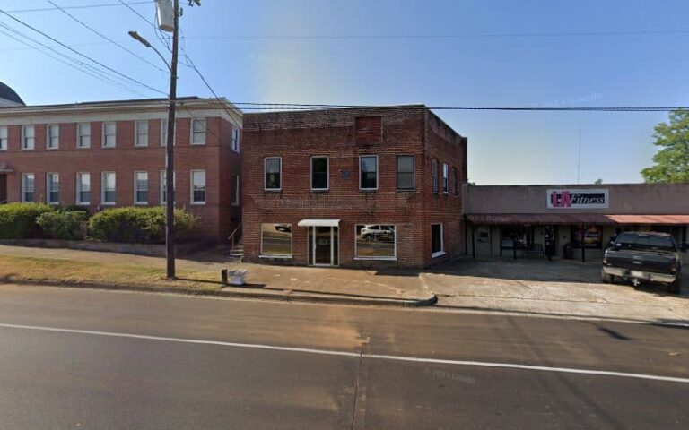 395527 smith wayne 768x480