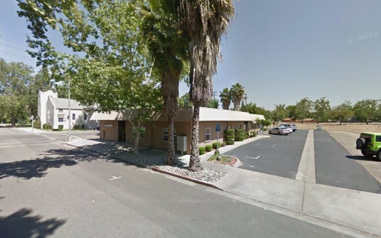 395930 sniezek joseph 768x480