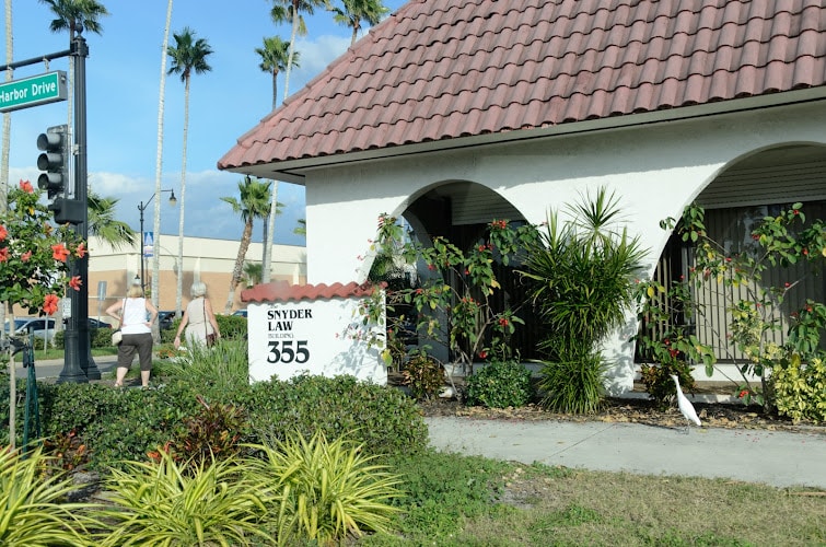 396048 snyder reilly trial lawyers
