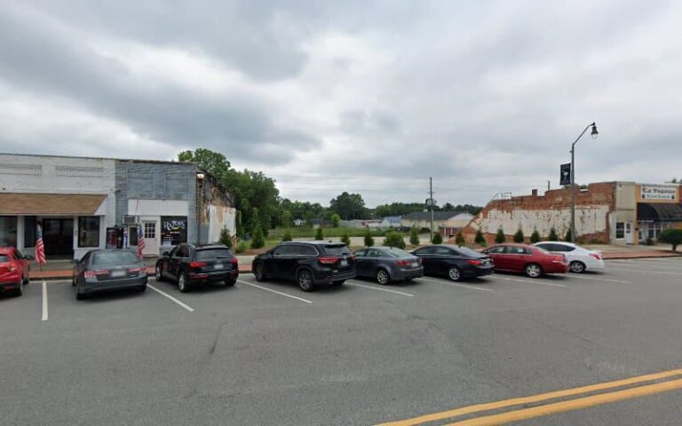 396557 solicitors office 768x480