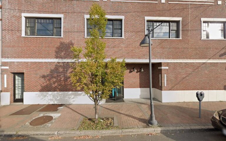 396954 sonnenfeldt neil d 768x480