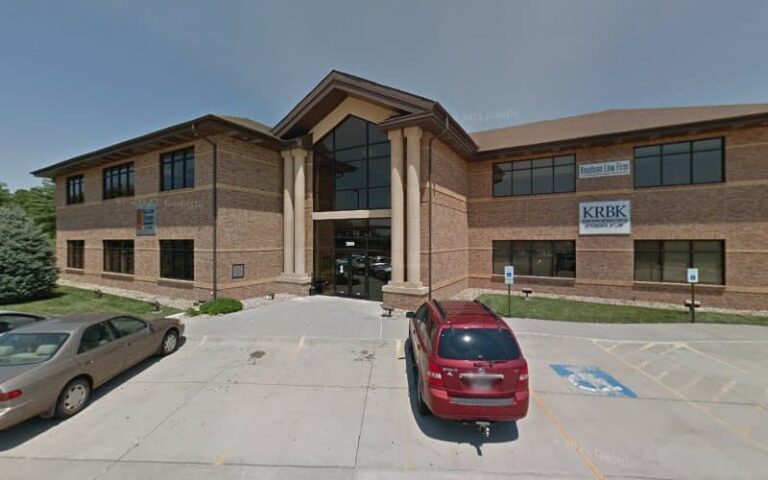 397893 spatz julianne m 768x480